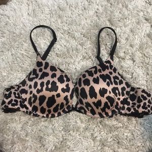 Victoria’s Secret 32C Very Sexy Push-Up bra